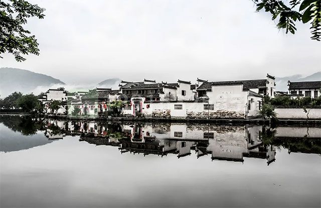 修繕小青瓦徽派建筑小鎮(圖1)